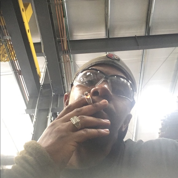 Meet your Posher, Christopher - Picture 11 of 16